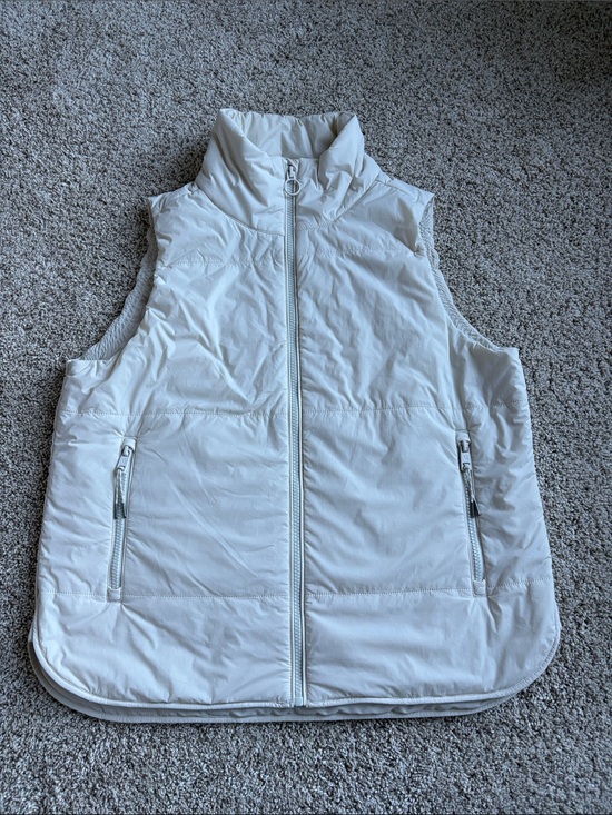 Vuori Jackets & Blazers - Vuori Canyon Insulated Vest